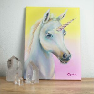 Spirituelle Kunst: Acrylbild auf Leinwand, weißes Einhorn Fohlen vor gelb-rosa Hintergrund